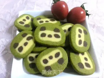 Make Panda cookies step 21