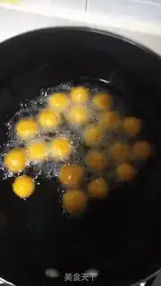 Make Goldball step 4