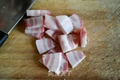 Make Hot cabbage makes meat step 1