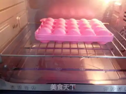 Make Lollipop cake step 6