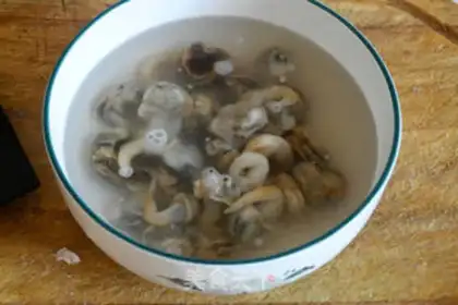 Make Eggs and seafood step 0