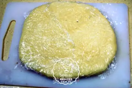 Make Danish croissants step 3