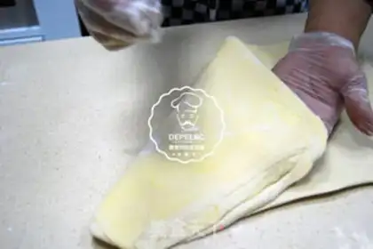 Make Danish croissants step 6