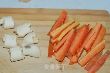 Make Carrot banana juice step 1