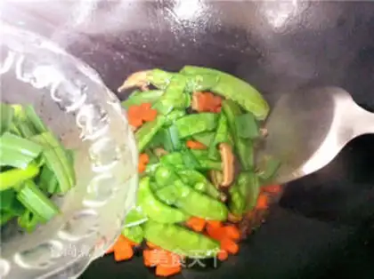 Make Tomsopoporum and Dutch beans step 9