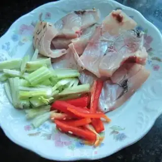 Make Creamed fish step 1