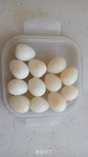 Make The hens hold their eggs and hatch their chicks step 11