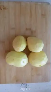 Make Flower potatoes step 0