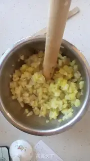 Make Flower potatoes step 4