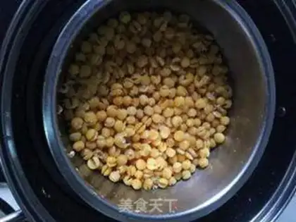 Make Sweet pea yellow step 1