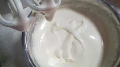 Make Apple mud sponge cake step 1