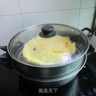 Make Eggskin dumplings step 7