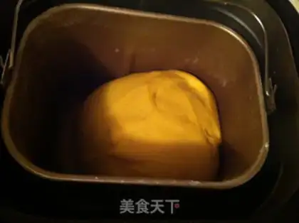 Make Pumpkin sliced toast step 1