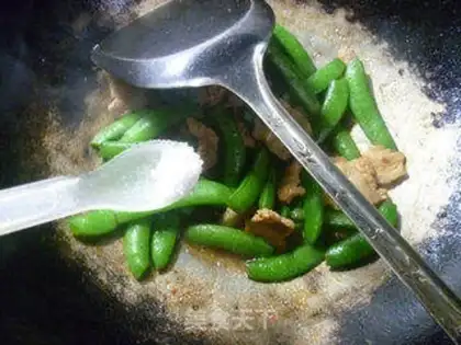 Make Five flowers and sweet beans step 8