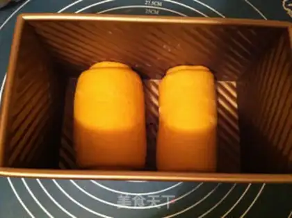 Make Pumpkin sliced toast step 6
