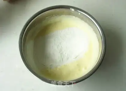 Make Berry chocolate mousse step 2