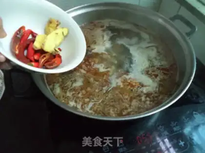 Make Goldcrackers, fan fish soup step 6