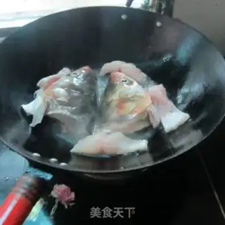Make Fat fish-heads cooking fans step 3