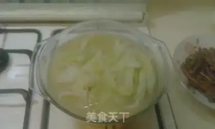 Make Fresh soup and cabbage step 3