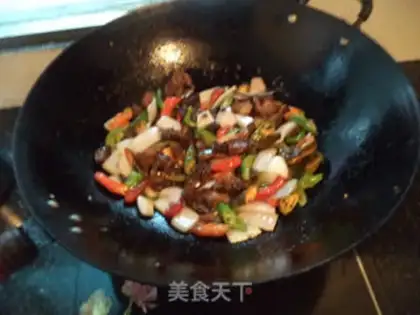 Make Onion fried lamb step 10