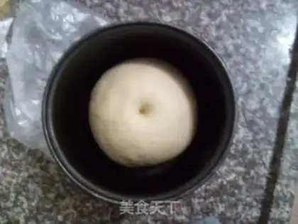 Make Milky hands tore bread step 4