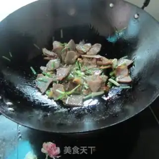 Make Onion saloon step 5