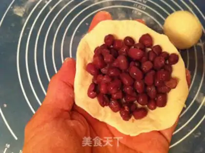 Make Red bean bread step 3