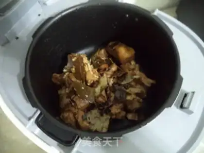 Make Zhuan pig hoof step 7
