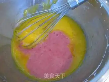 Make A jam sandwich cake step 2