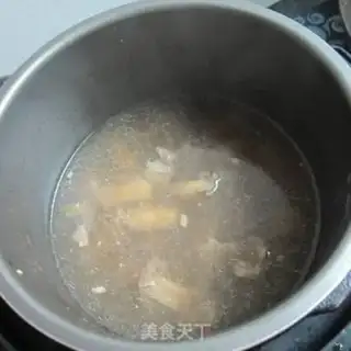 Make A white radish and a roasted cow step 0