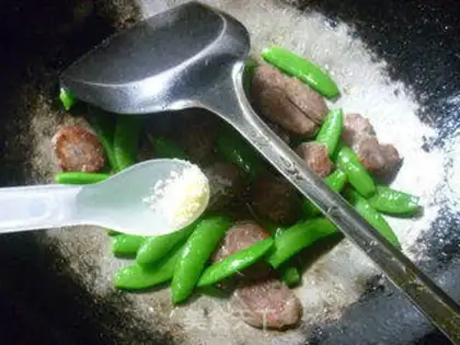 Make Spicy sausage and sweet beans step 6