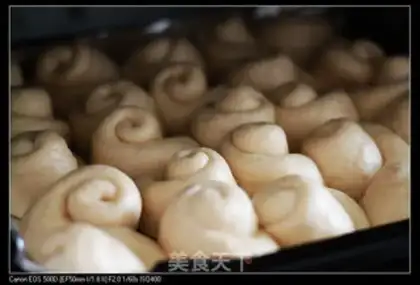 Make Cream buns step 8