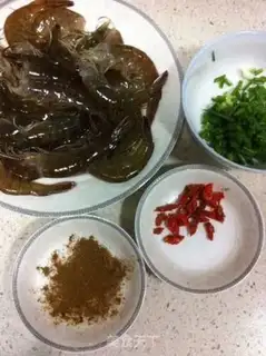 Make Spicy Five Shrimp step 0