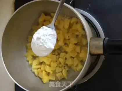 Make Pineapple pie step 3
