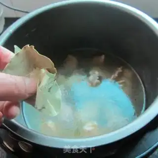 Make Old duck stew mushrooms step 6