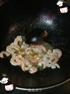 Make Shrimp scrambling step 3