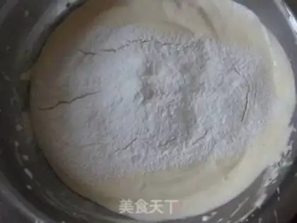 Make Rabbit lollipop cake step 2