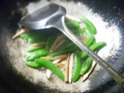 Make Squeeze the fragrance and sweet beans step 4