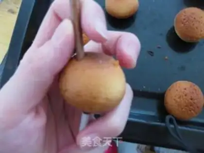 Make Rabbit lollipop cake step 11