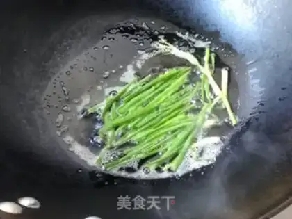 Make Onion noodles step 3