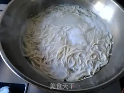 Make Onion noodles step 6