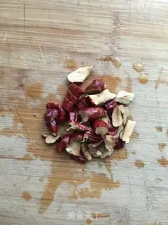 Make Lily