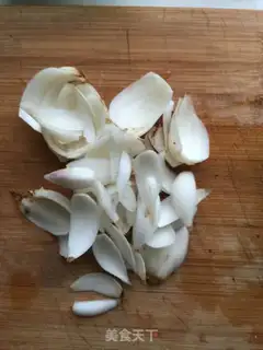 Make Lily