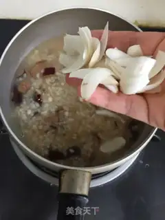 Make Lily