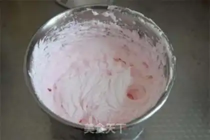 Make Pinky Day cake step 5