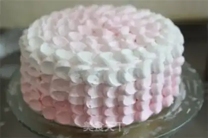 Make Pinky Day cake step 9