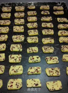 Make Cranberry cookies step 4