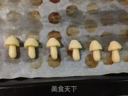 Make Frozen mushroom cookies step 6