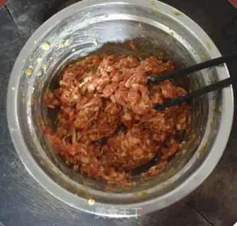 Make Pork sauerkraut step 1