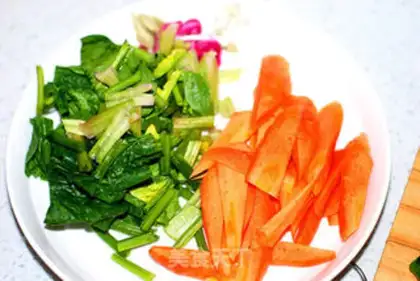 Make Spinach carrots step 0